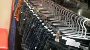home | منتجات مصرية عالية الجودة Real buyer review scene for ready-made garments samples